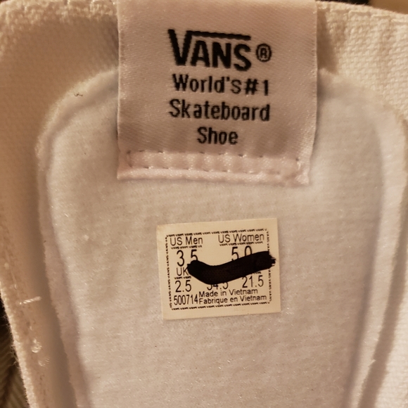 Vans - Picture 3 of 5